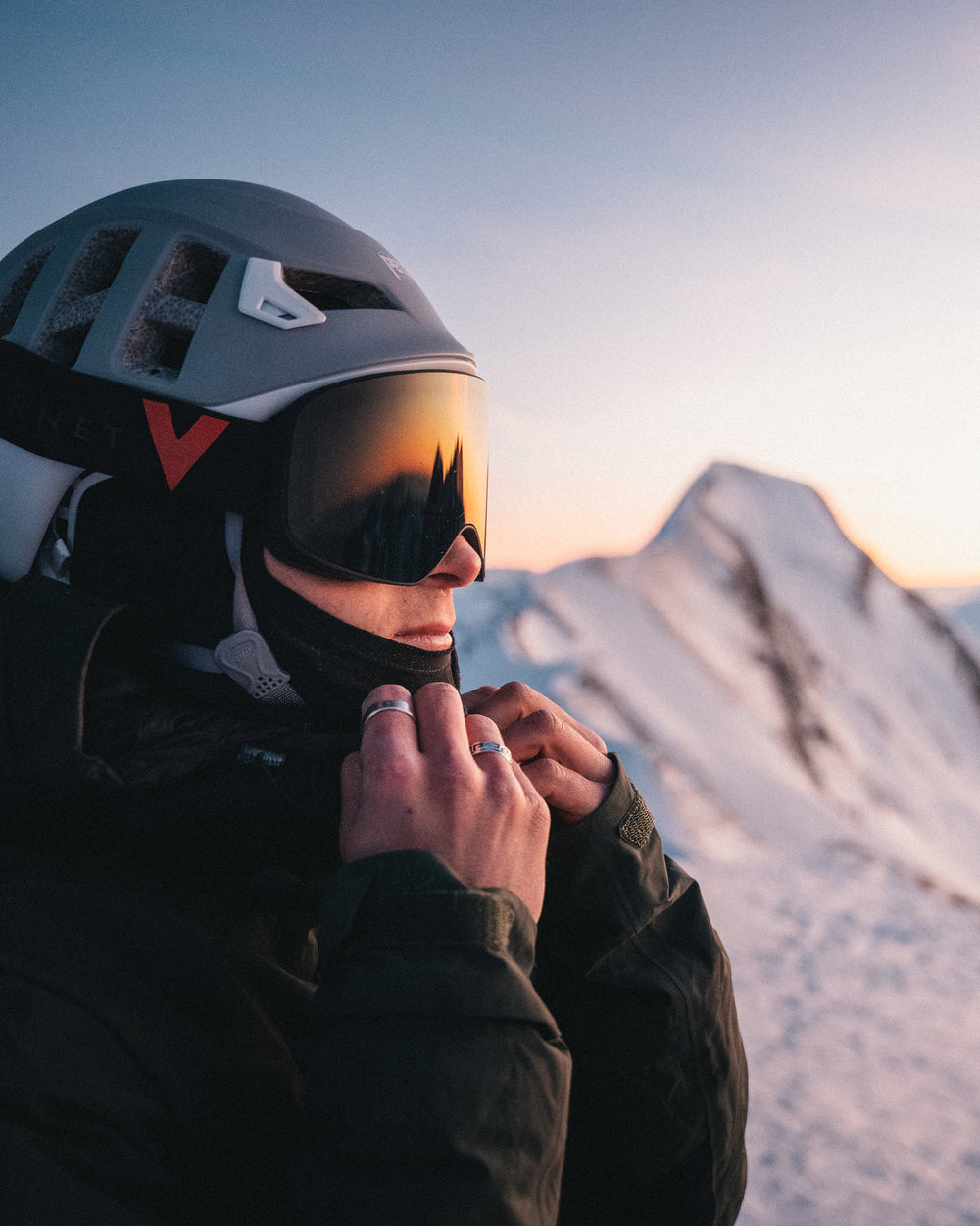 MATHIS DECROUX'S LATEST FILM AT BREITHORN'S SUMMIT