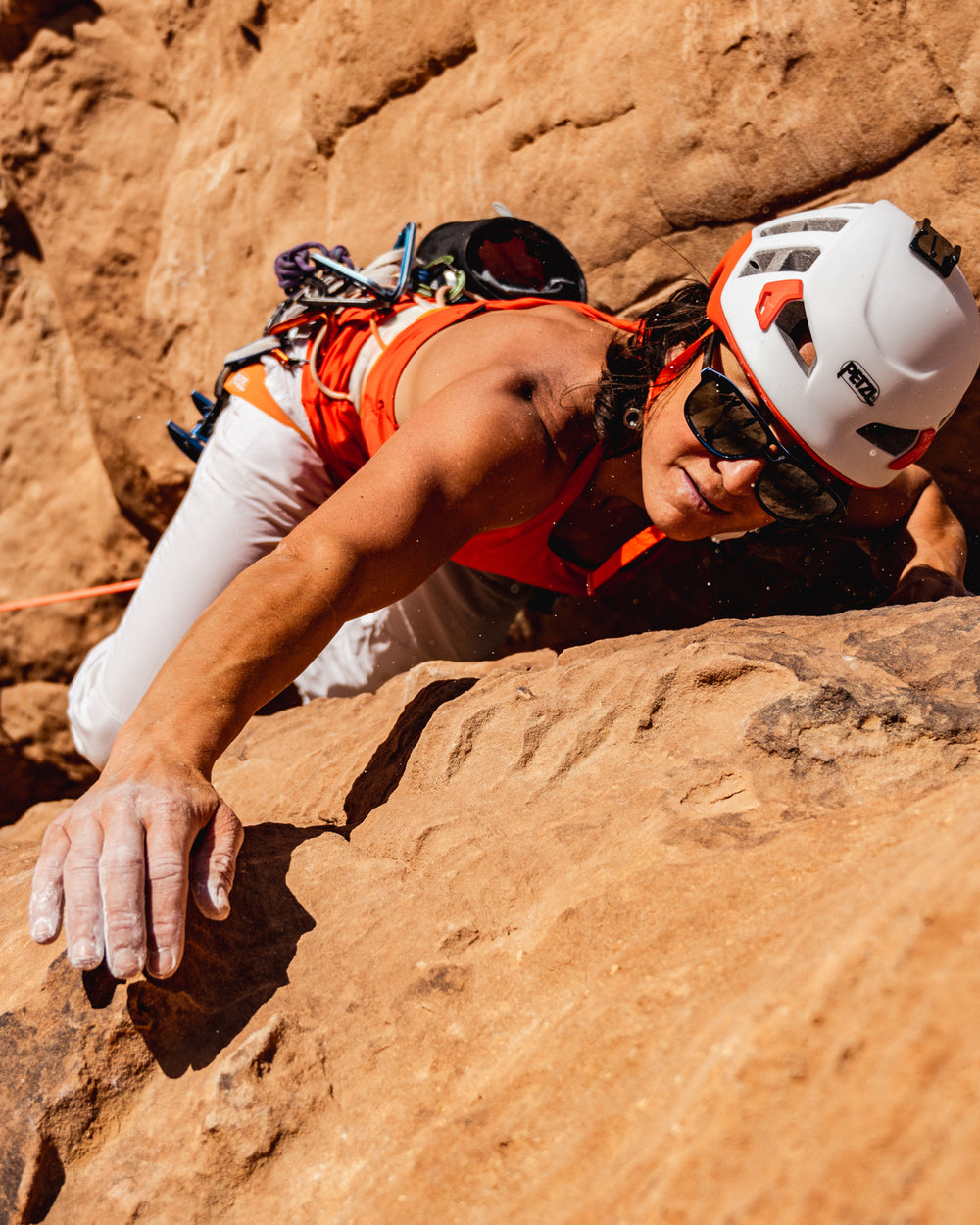 Liv Sansoz redéfinit l'escalade en Jordanie