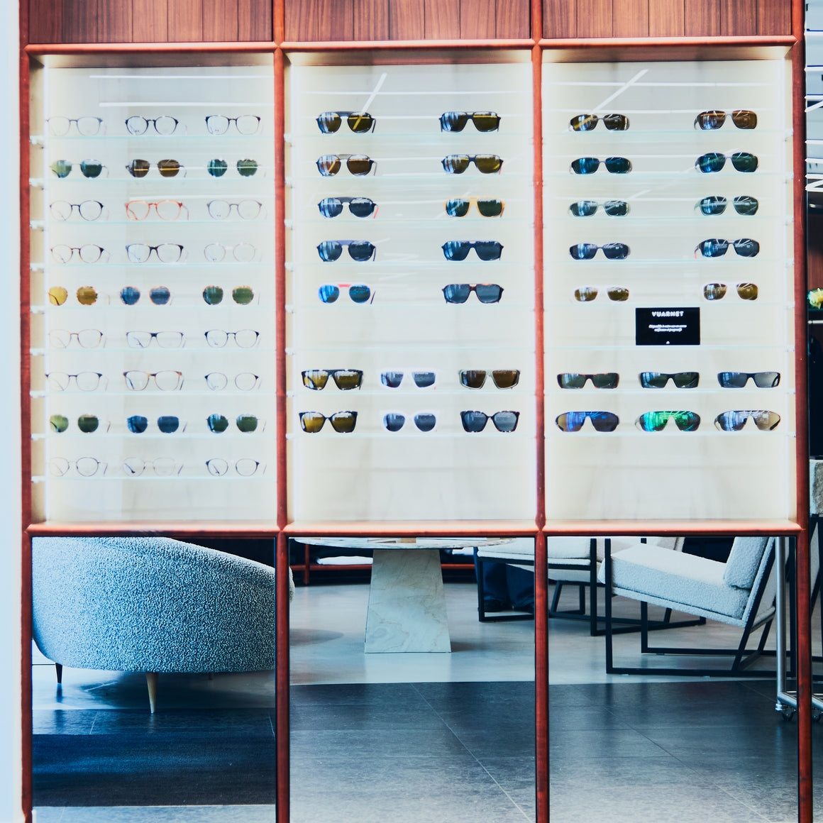 DANS CET ESPACE, NOUS VOUS INVITONS À: