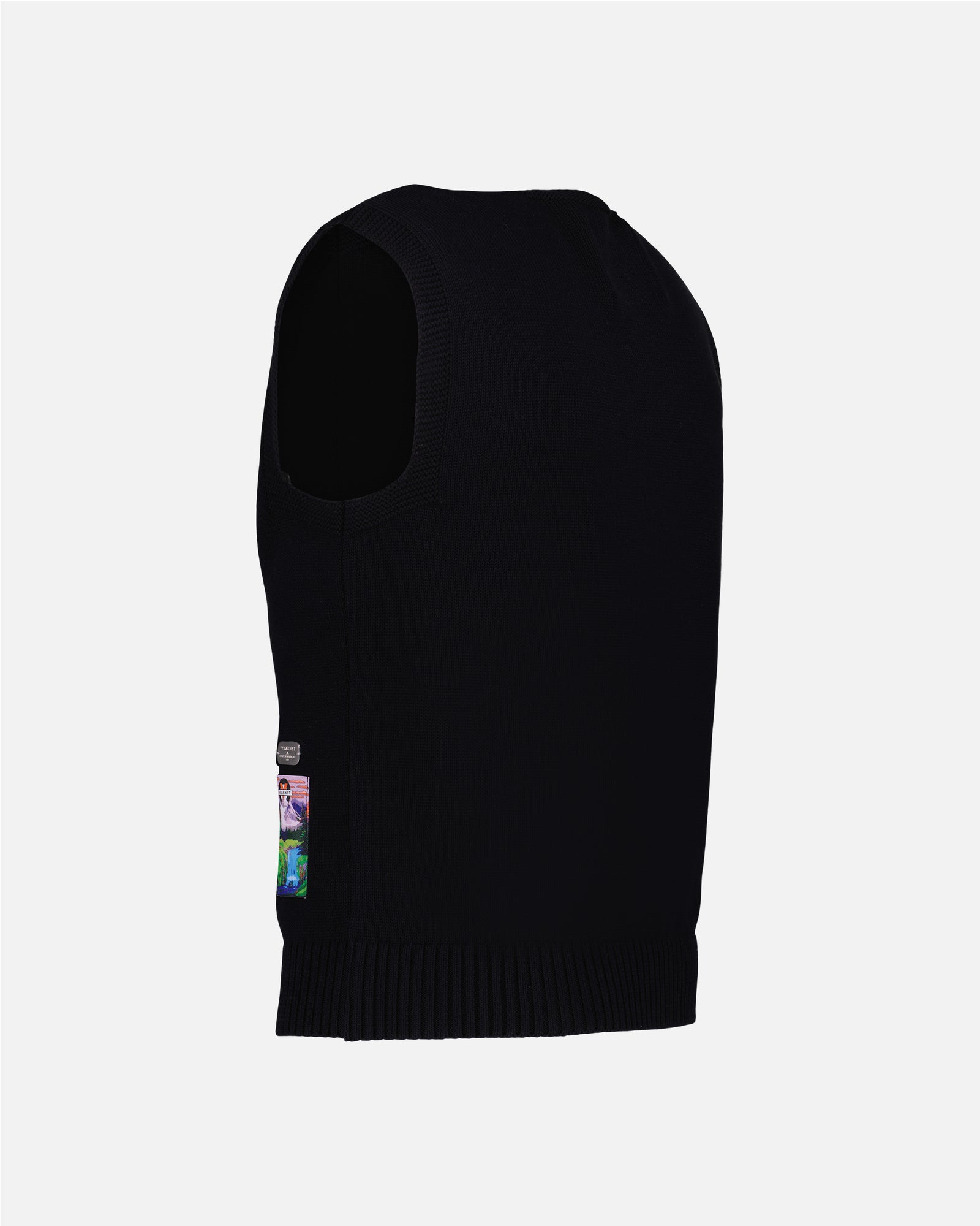 KNITTED SLEEVELESS CARDIGAN